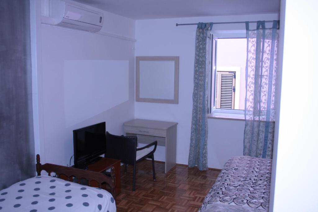 Apartments Tomato Novigrad Istria Chambre photo