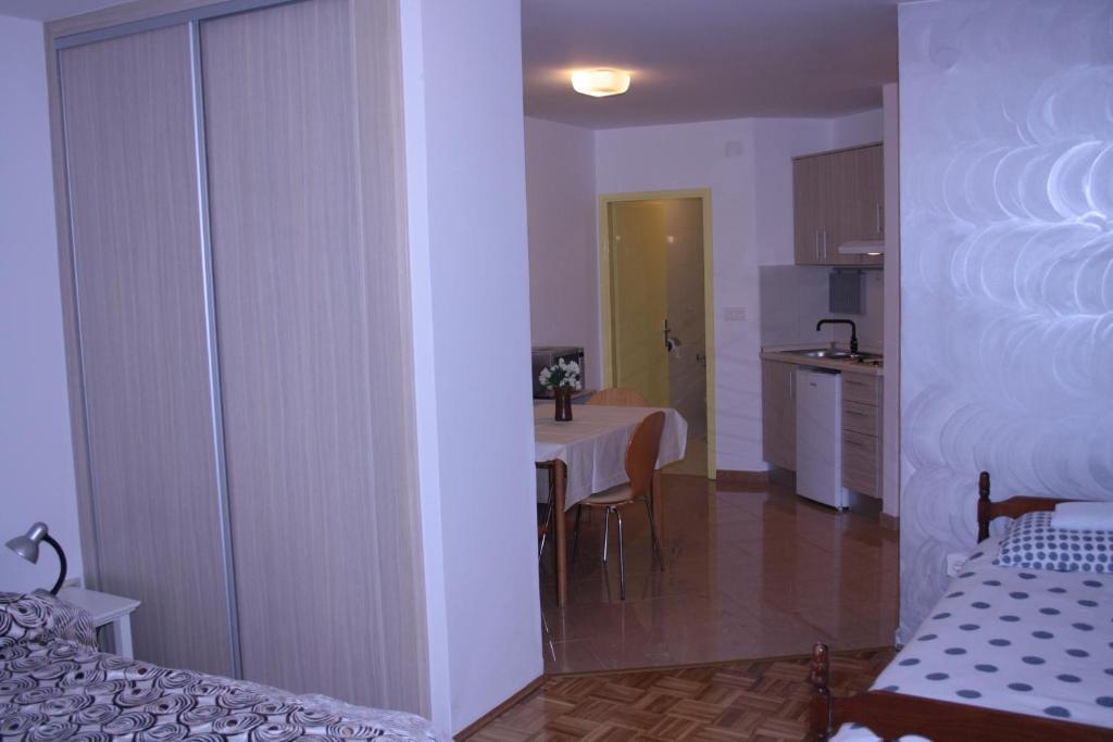 Apartments Tomato Novigrad Istria Chambre photo